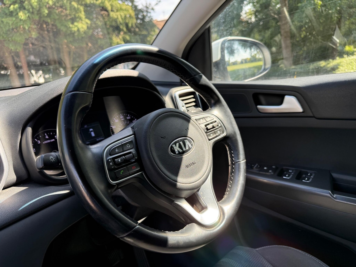 Used Kia Sportage 2016 for sale - 76743300: Photo 45