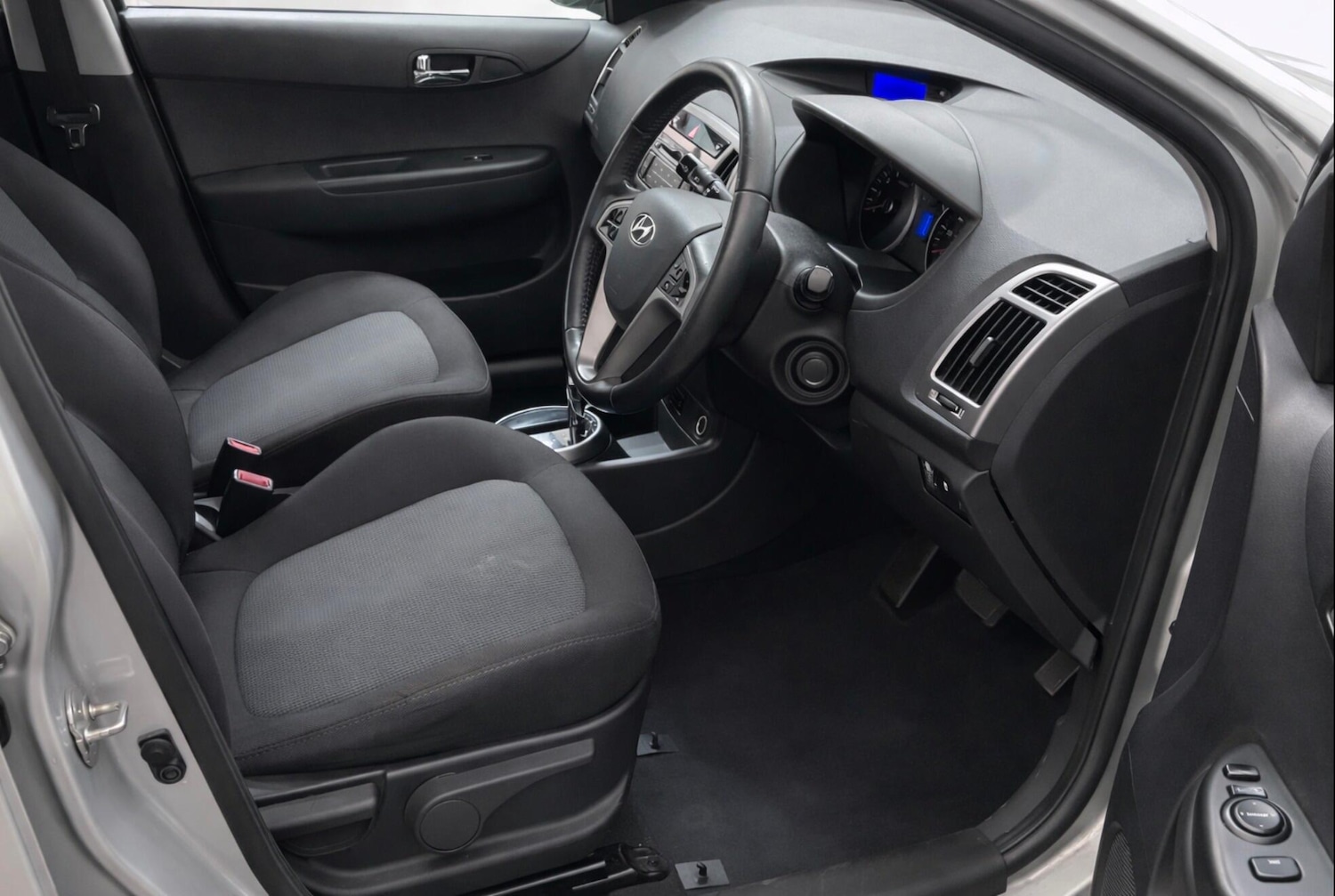 Used Hyundai i20 2013 for sale - 78019056: Photo 7