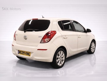 Used Hyundai i20 2014 for sale - 78172205: Photo