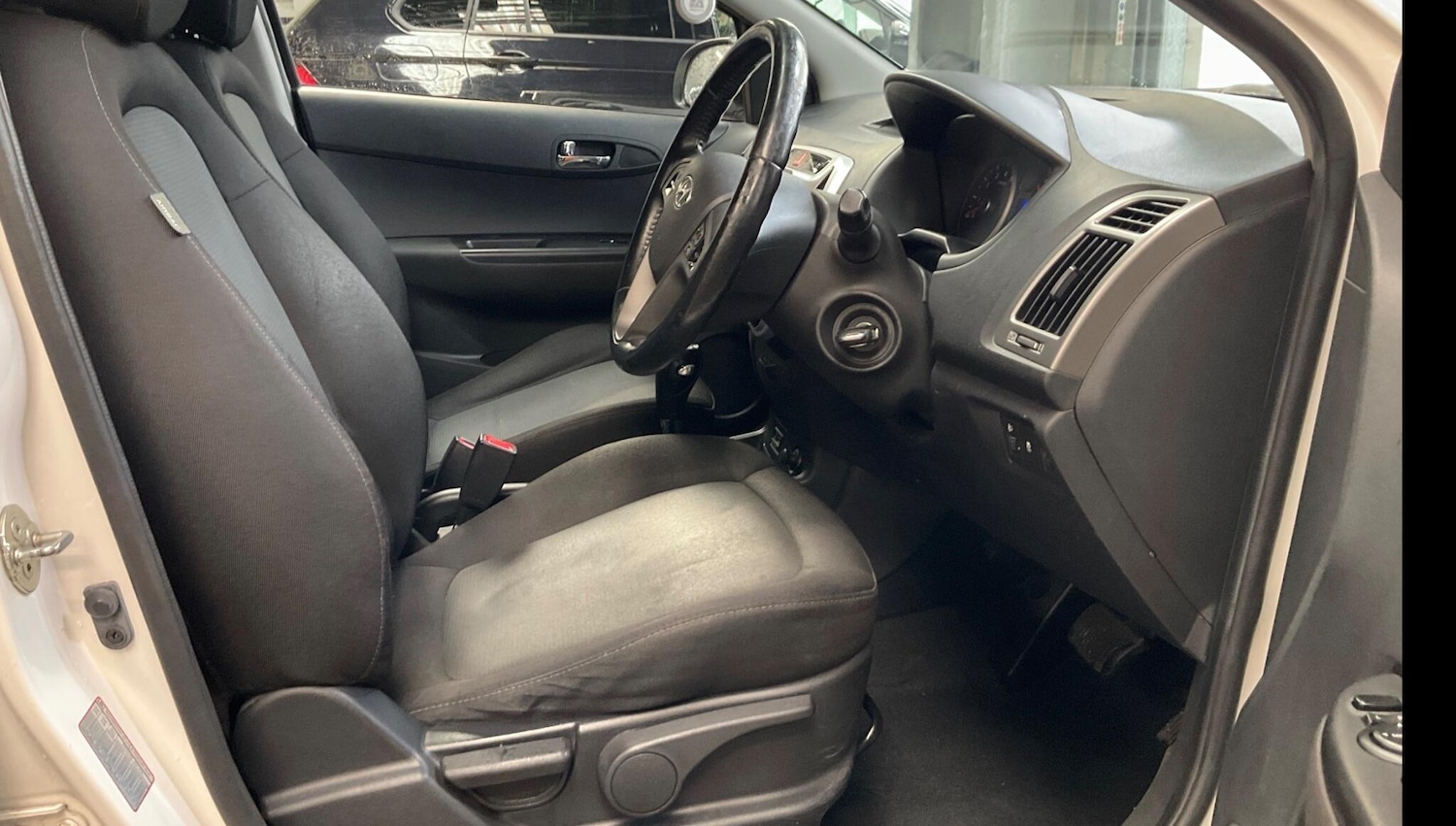 Used Hyundai i20 2014 for sale - 78172205: Photo 8