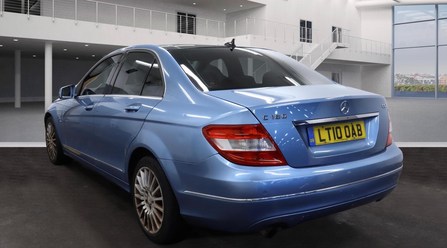 Used Mercedes-Benz C Class 2010 for sale - 76823719: Photo 3