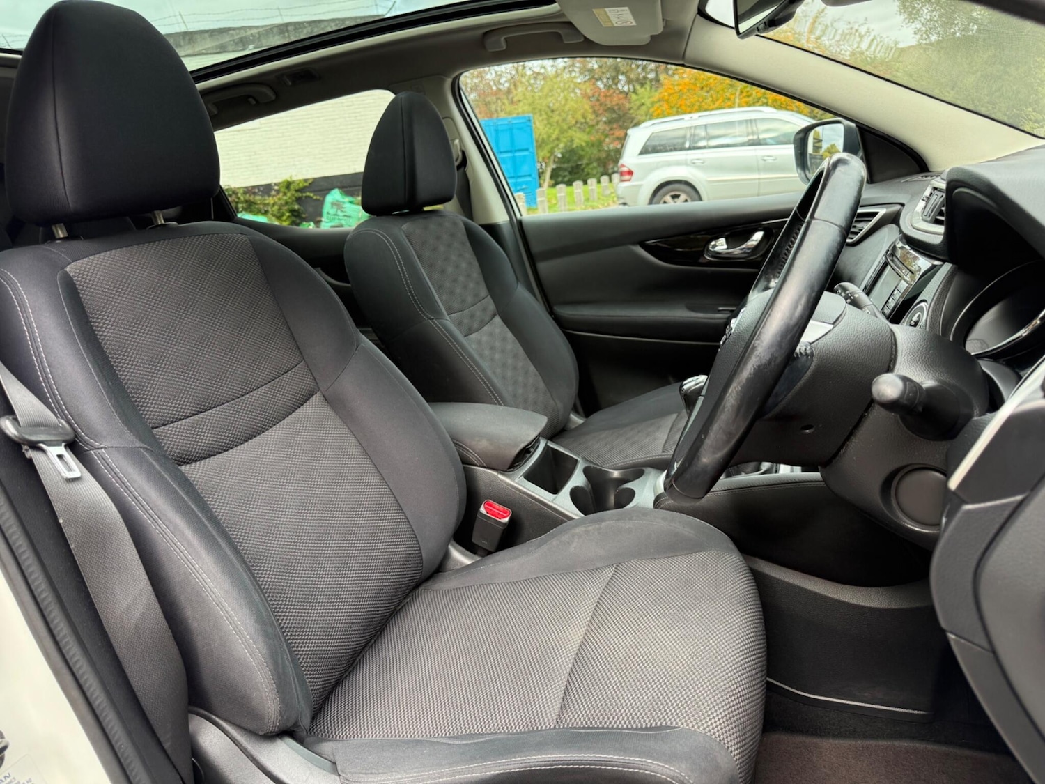 Used Nissan Qashqai for sale - 76993009: Photo 31