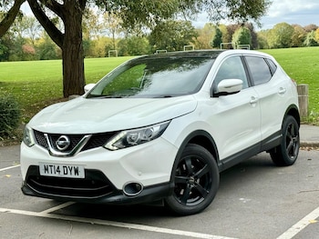 Used Nissan Qashqai 2014 for sale - 76993009: Photo