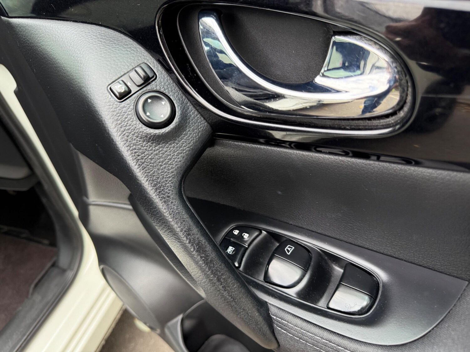 Used Nissan Qashqai for sale - 76993009: Photo 52