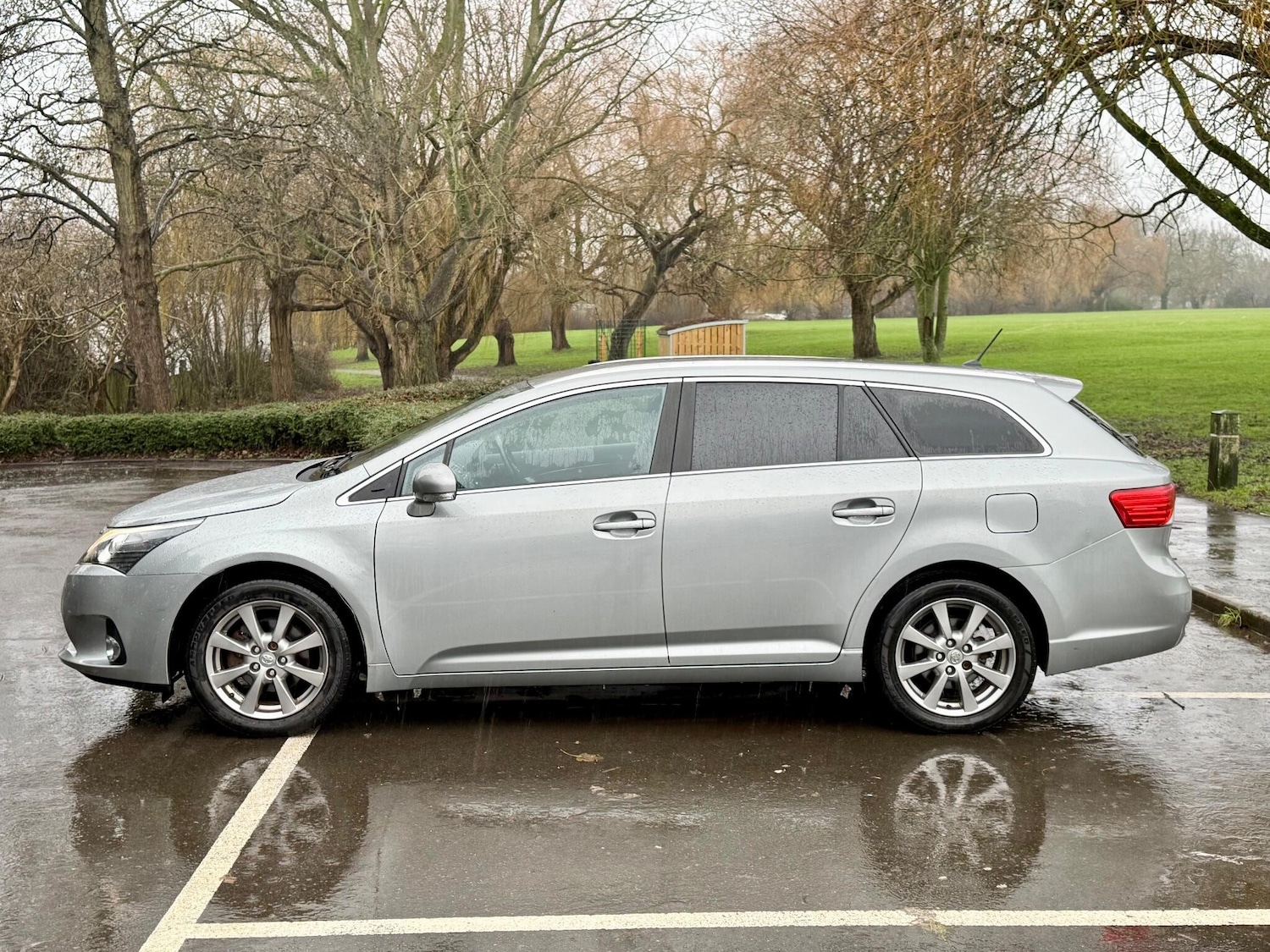 Used Toyota Avensis 2012 for sale - 76850134: Photo 18