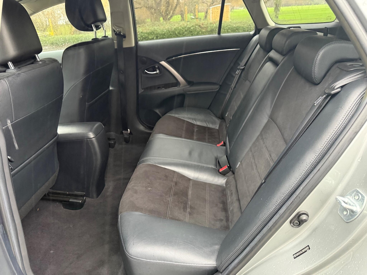 Used Toyota Avensis 2012 for sale - 76850134: Photo 35