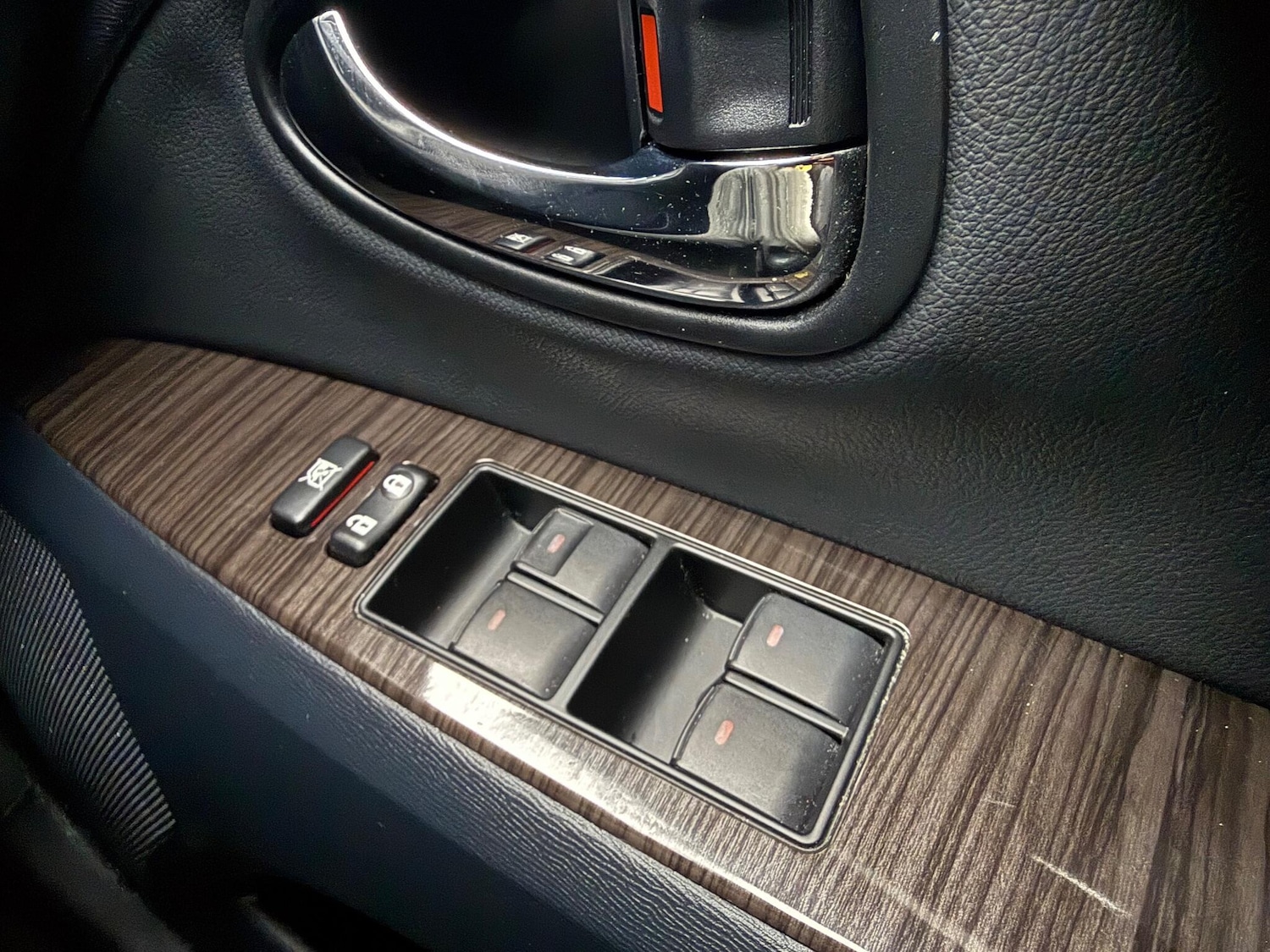 Used Toyota Avensis 2012 for sale - 76850134: Photo 52