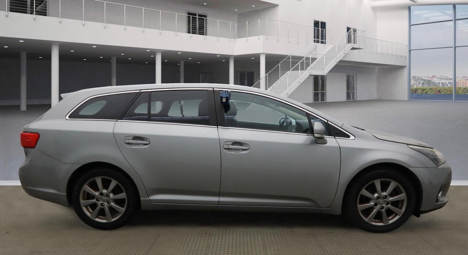 Used Toyota Avensis 2012 for sale - 76850134: Photo 6