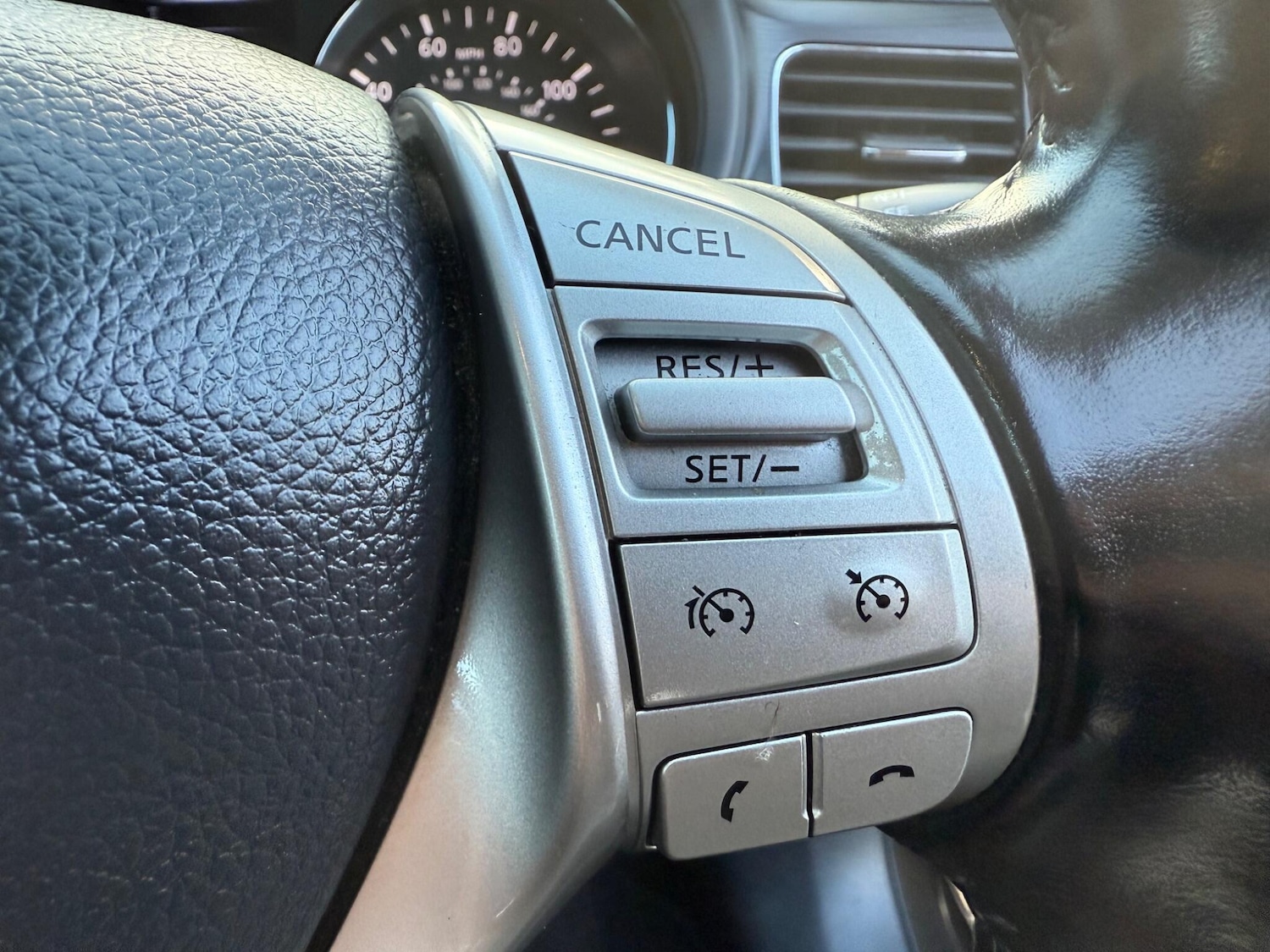 Used Nissan Pulsar 2015 for sale - 76759481: Photo 50