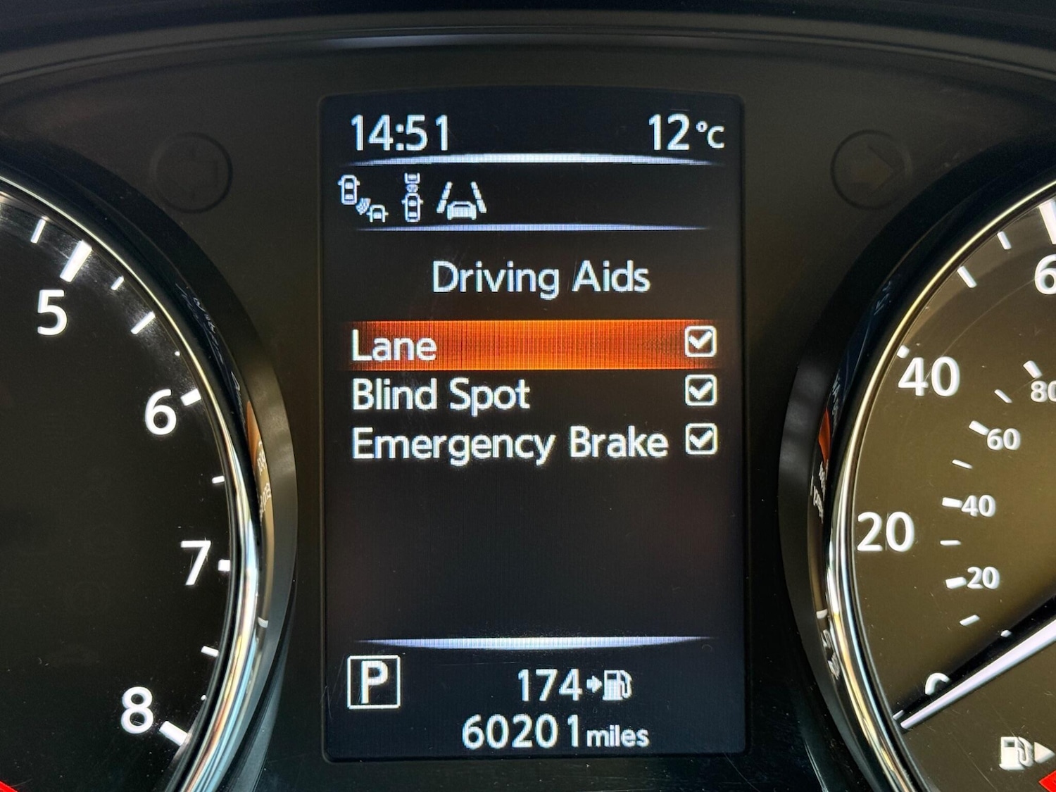 Used Nissan Pulsar 2015 for sale - 76759481: Photo 65