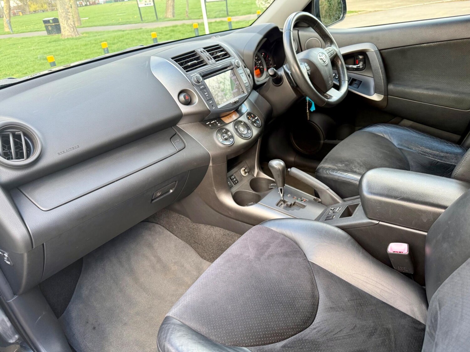 Used Toyota RAV4 2011 for sale - 77838648: Photo 26