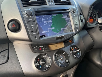 Used Toyota RAV4 2011 for sale - 77838648: Photo