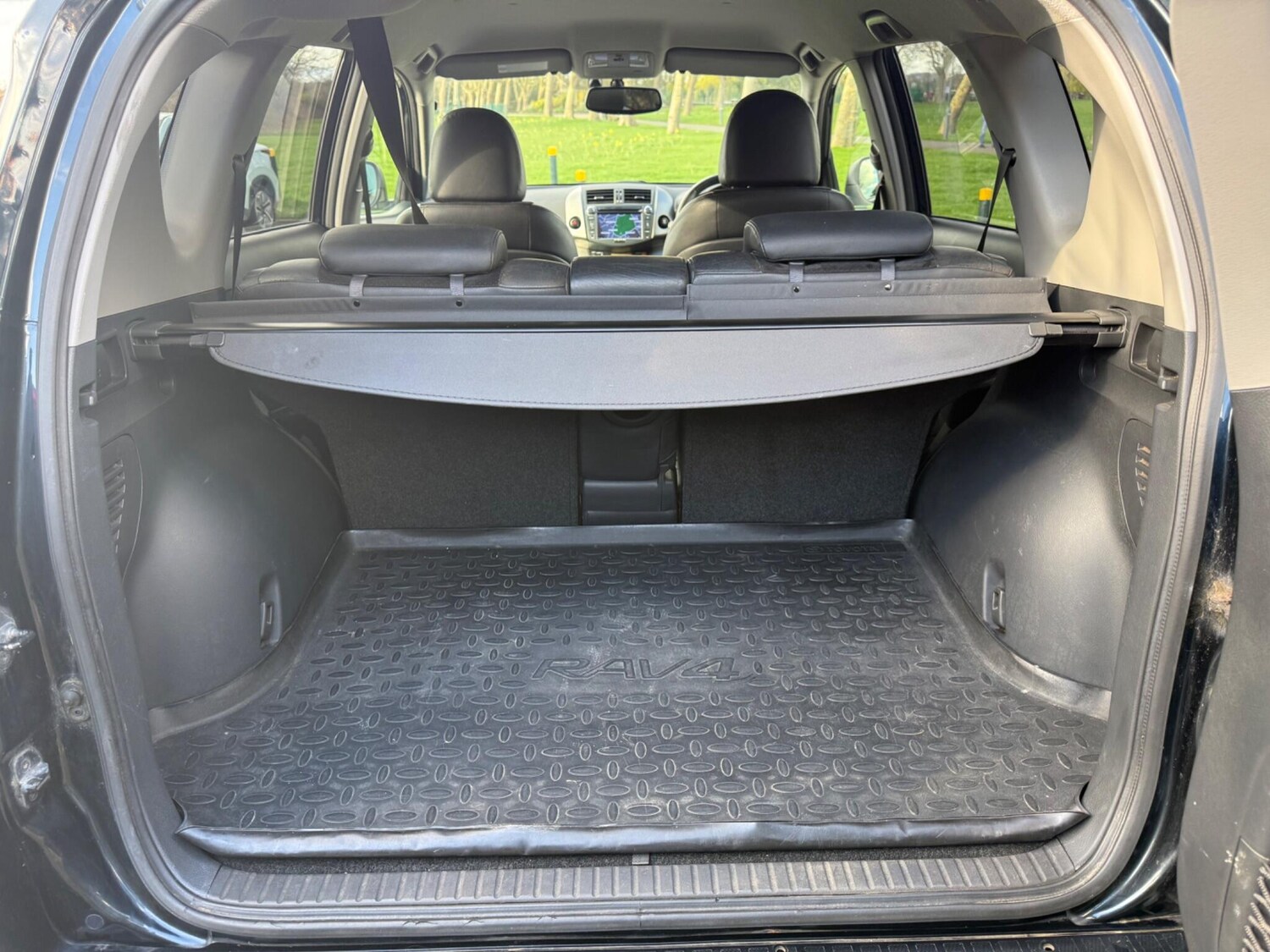 Used Toyota RAV4 2011 for sale - 77838648: Photo 39