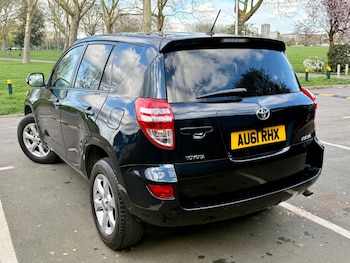 Used Toyota RAV4 2011 for sale - 77838648: Photo