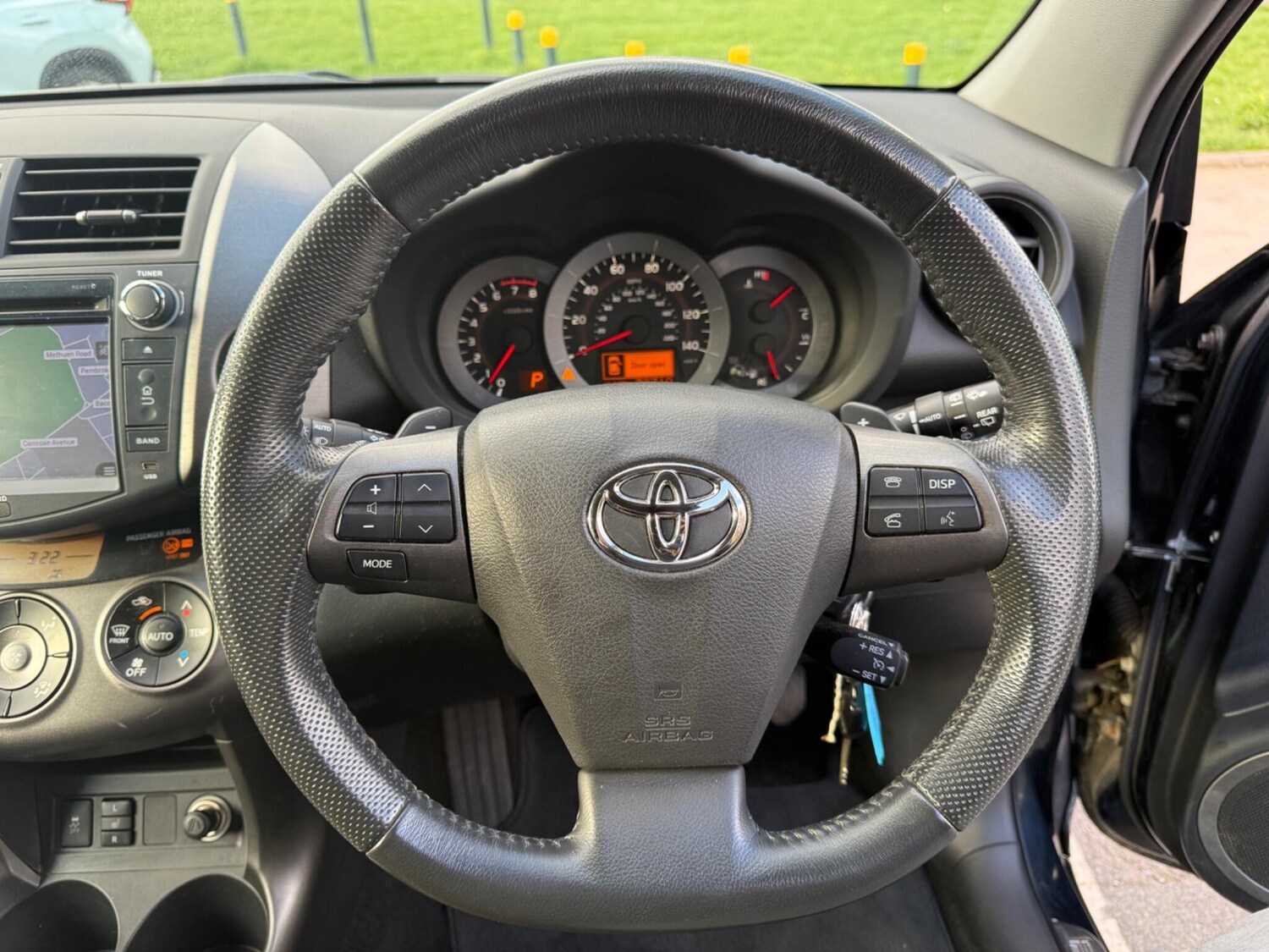 Used Toyota RAV4 2011 for sale - 77838648: Photo 51