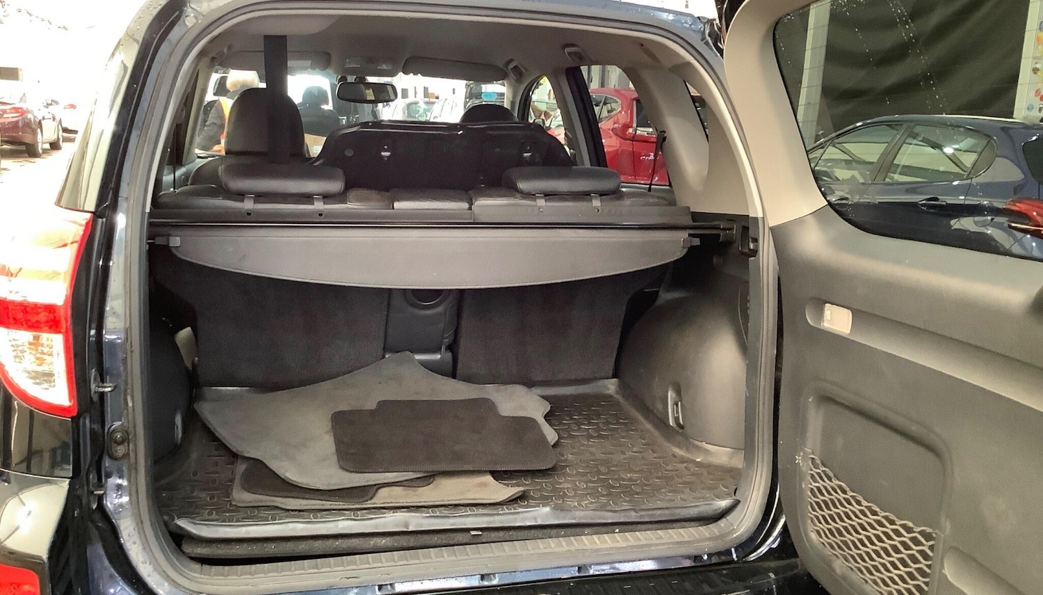 Used Toyota RAV4 for sale - 77768543: Photo 10