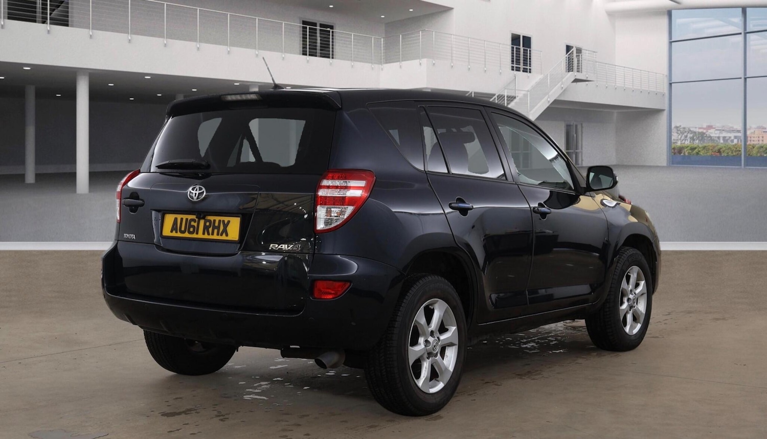 Used Toyota RAV4 for sale - 77768543: Photo 4