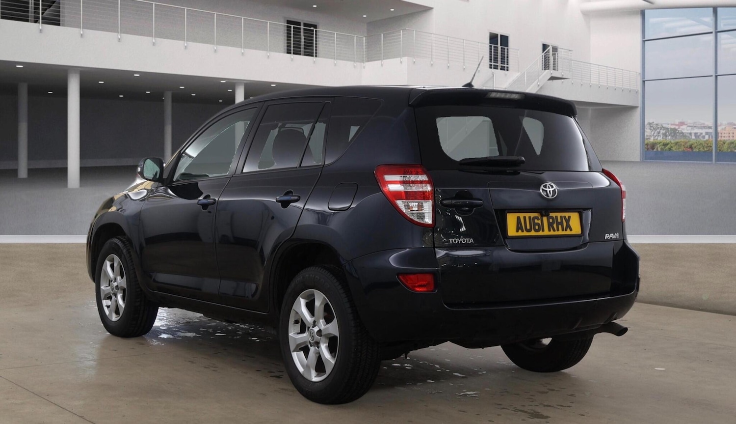 Used Toyota RAV4 for sale - 77768543: Photo 5