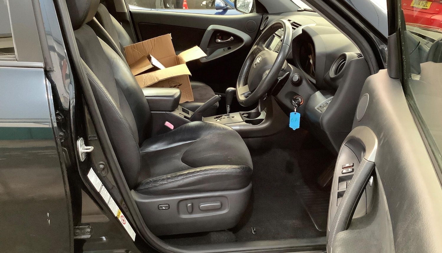 Used Toyota RAV4 for sale - 77768543: Photo 8