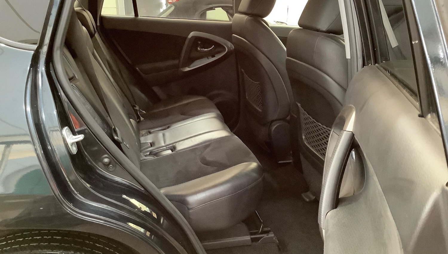 Used Toyota RAV4 for sale - 77768543: Photo 9