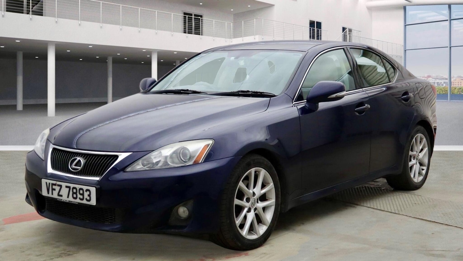 Used Lexus IS for sale - 77723344: Photo 2
