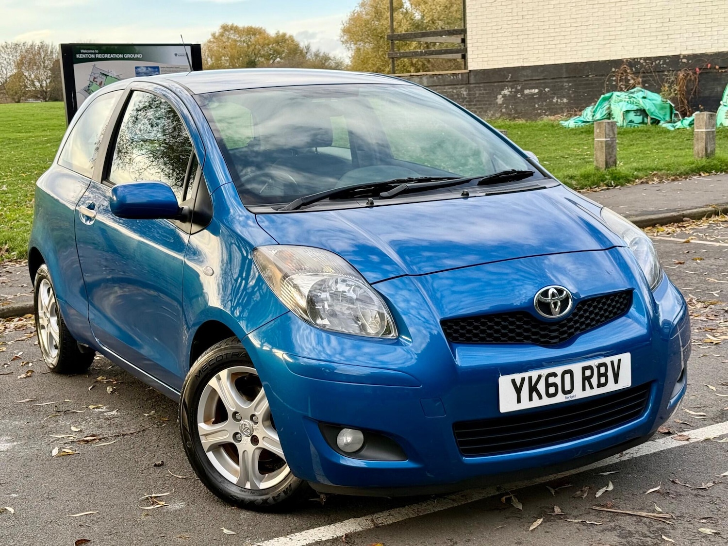 Used Toyota Yaris 2010 for sale - 76742730: Photo 11