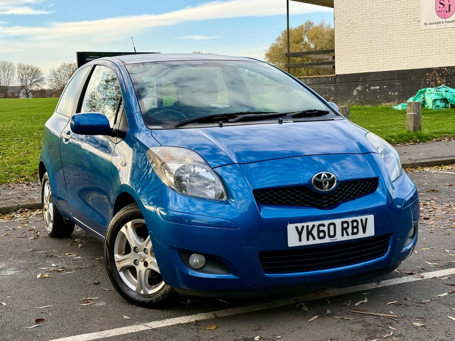 Used Toyota Yaris 2010 for sale - 76742730: Photo 3