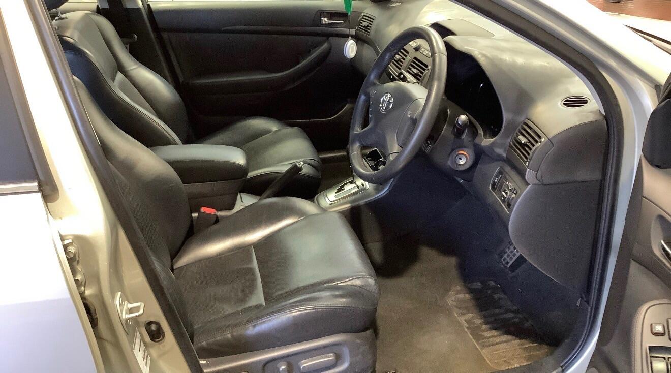 Used Toyota Avensis 2004 for sale - 77315092: Photo 7