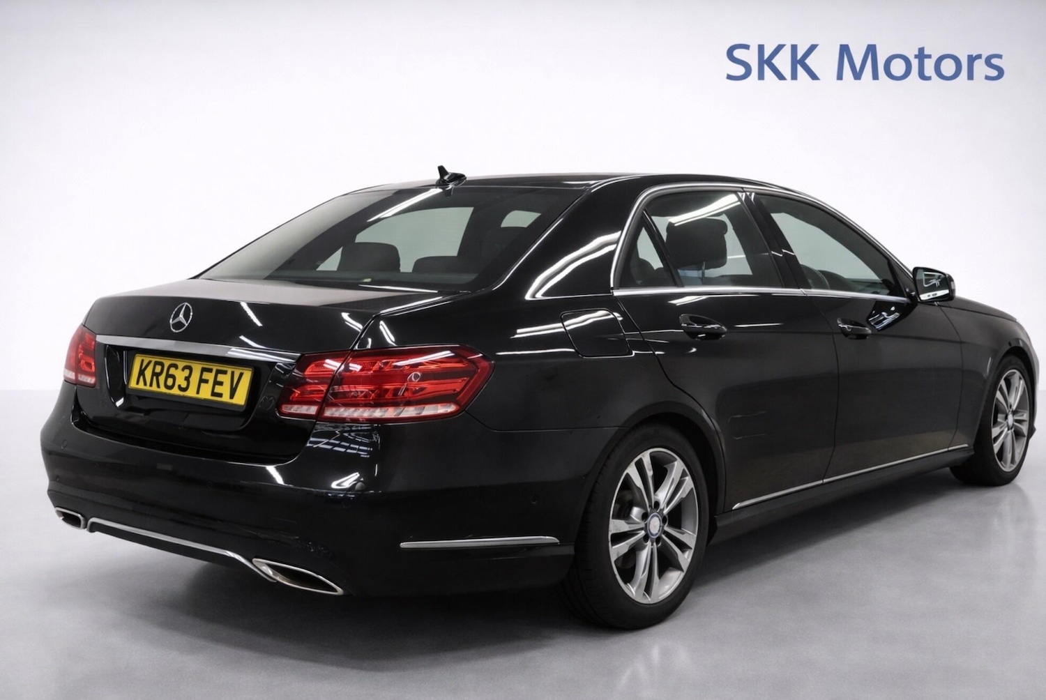 Used Mercedes-Benz E Class 2013 for sale - 78172208: Photo 5