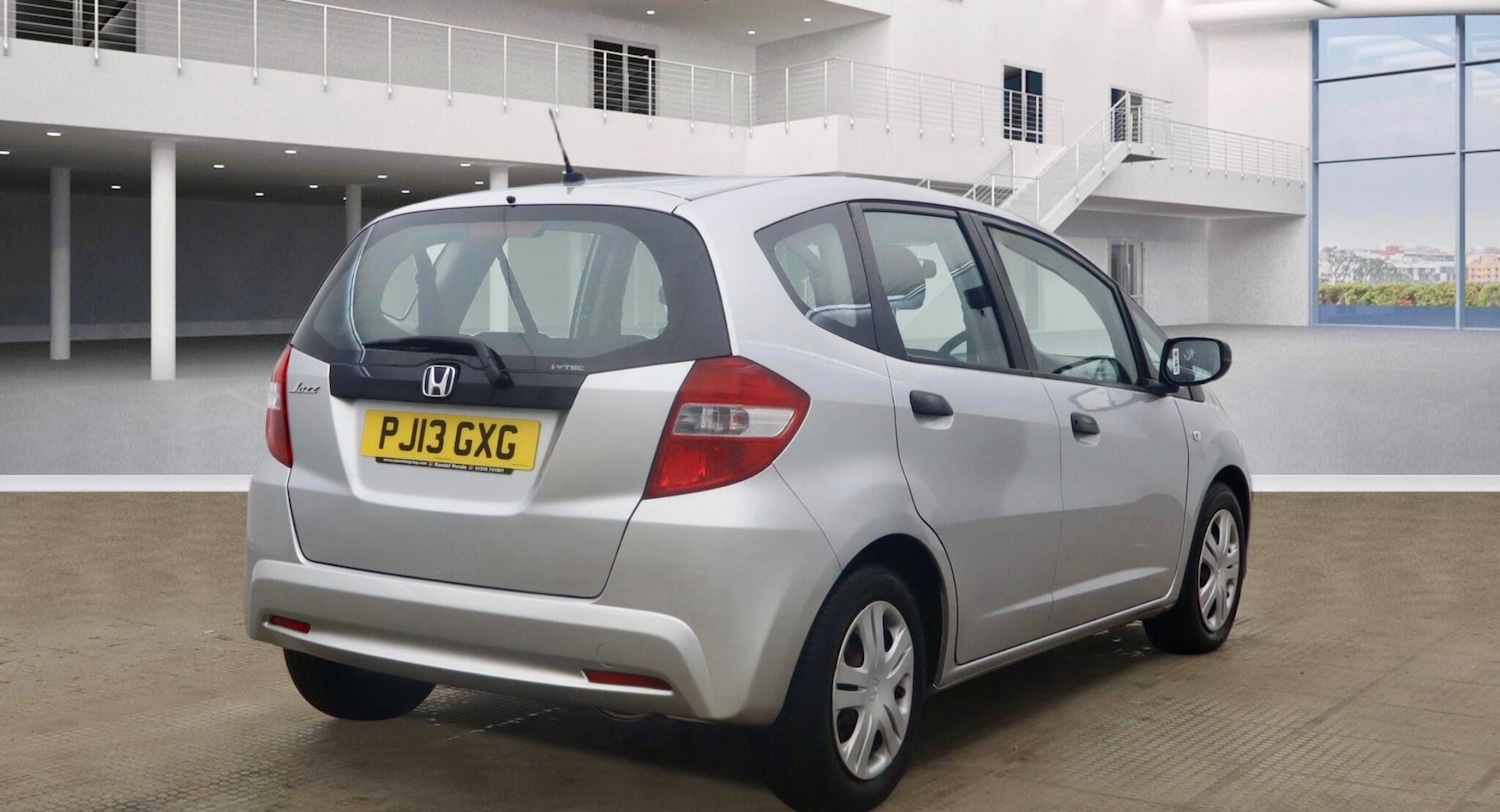 Used Honda Jazz 2013 for sale - 77658363: Photo 4