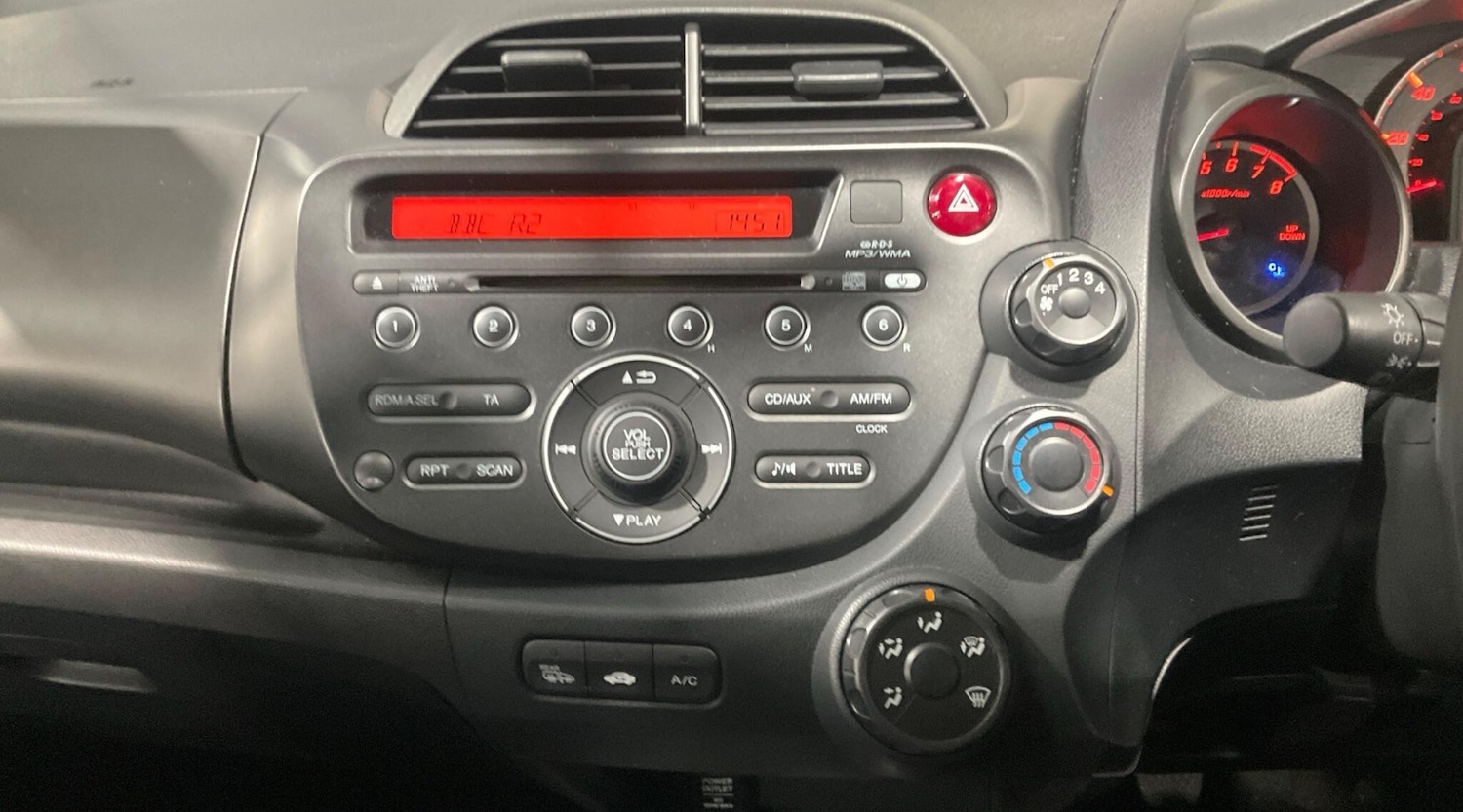 Used Honda Jazz 2013 for sale - 77658363: Photo 7