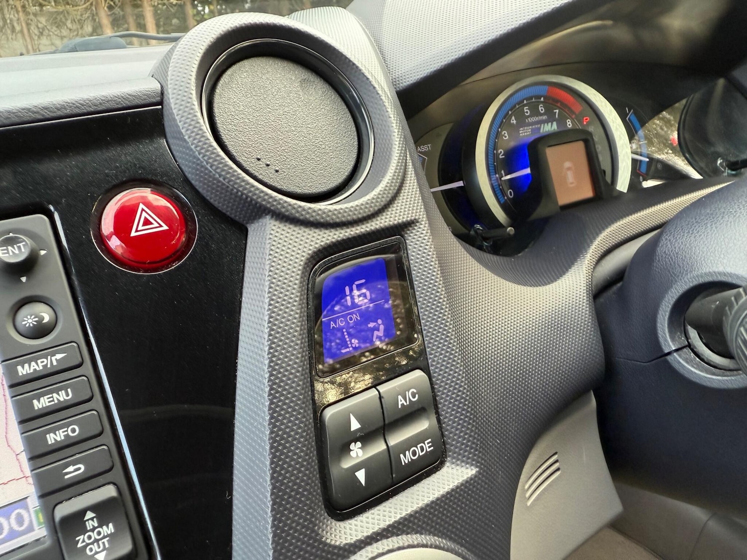 Used Honda Insight 2010 for sale - 76743188: Photo 39