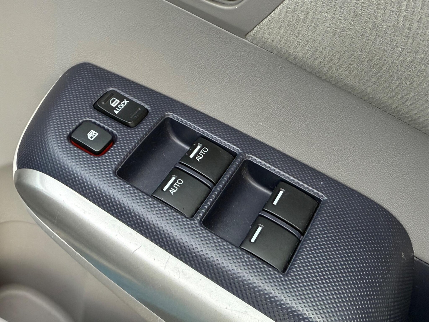 Used Honda Insight 2010 for sale - 76743188: Photo 46