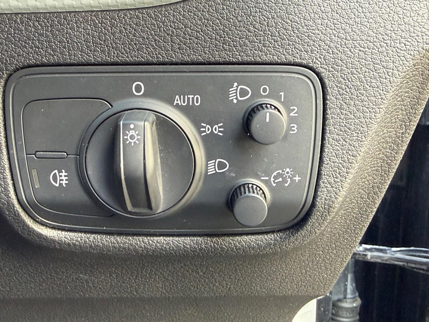 Used Audi Q2 2017 for sale - 78172204: Photo 58