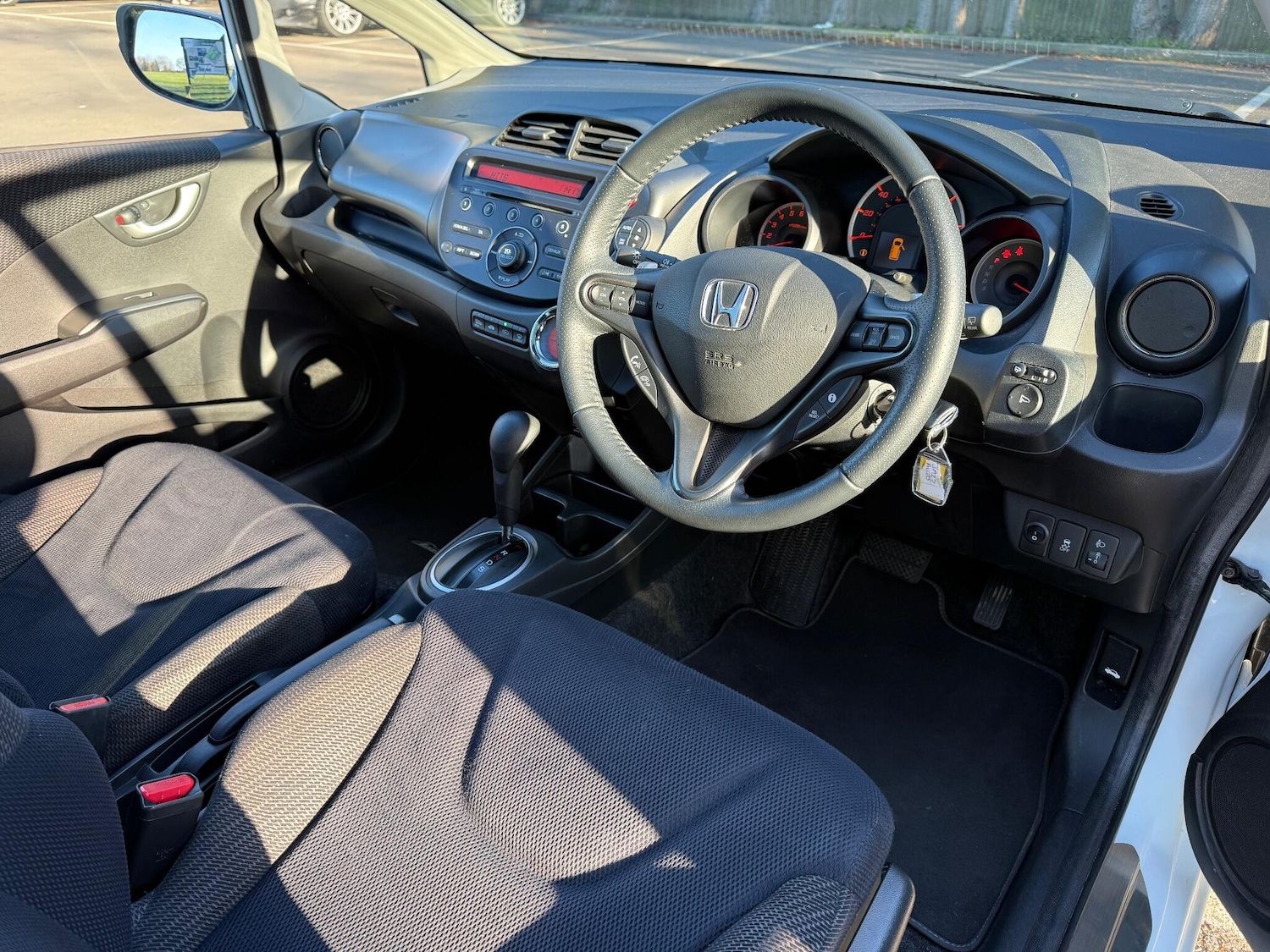 Used Honda Jazz 2013 for sale - 76899130: Photo 28