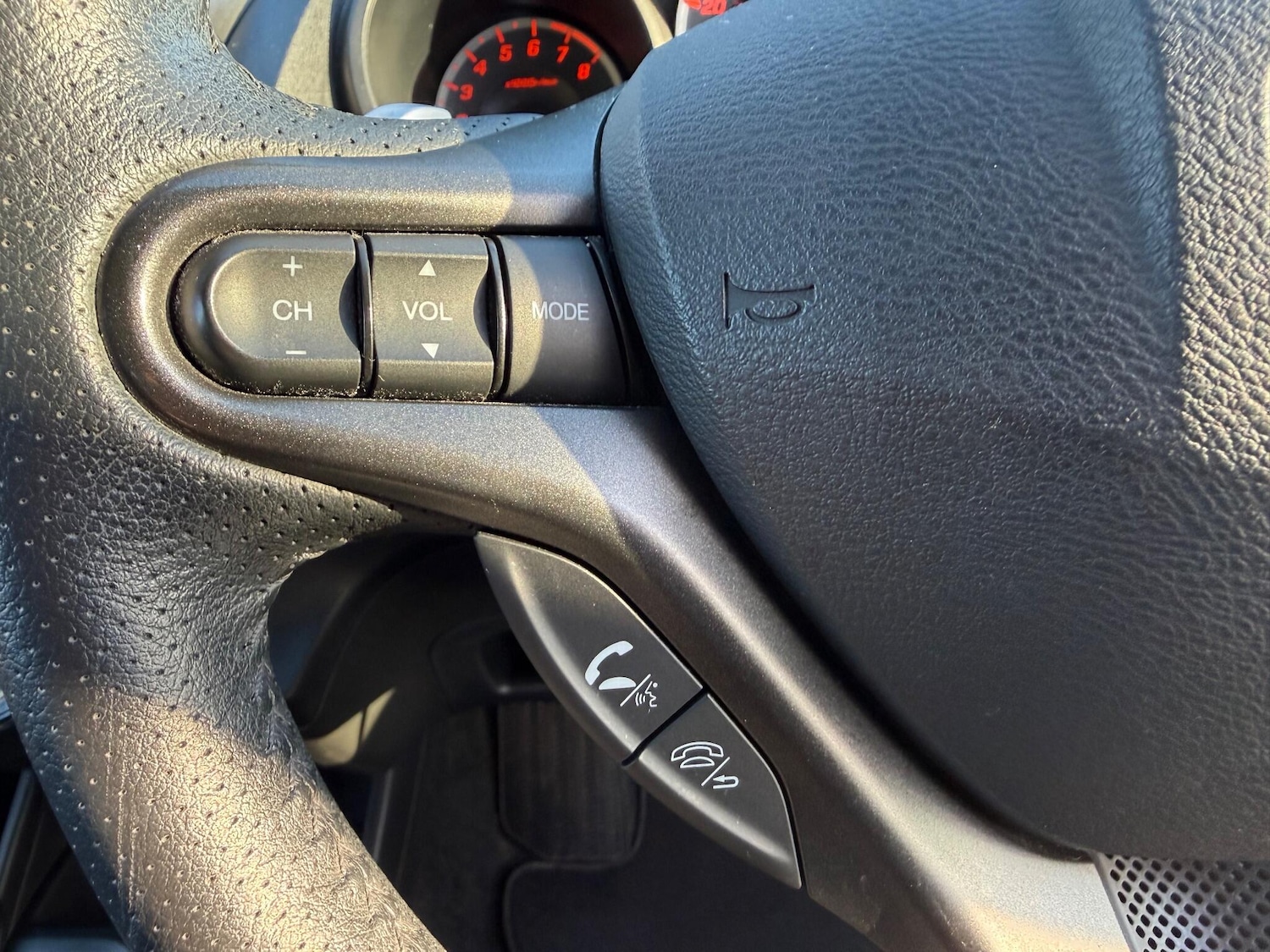 Used Honda Jazz 2013 for sale - 76899130: Photo 43