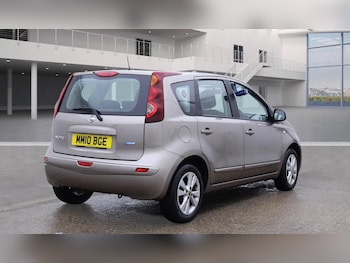 Used Nissan Note 2010 for sale - 77060393: Photo