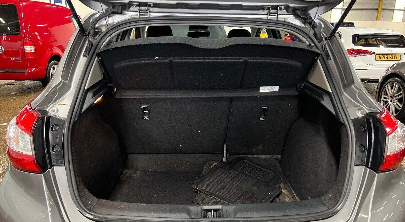 Used Nissan Pulsar for sale - 77424816: Photo 10