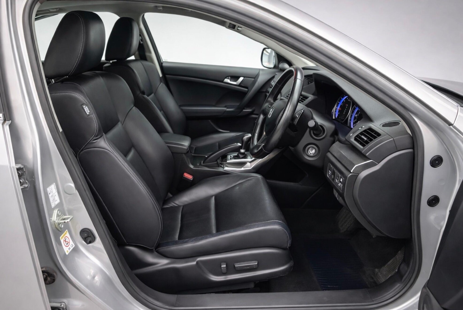 Used Honda Accord 2012 for sale - 78071803: Photo 8