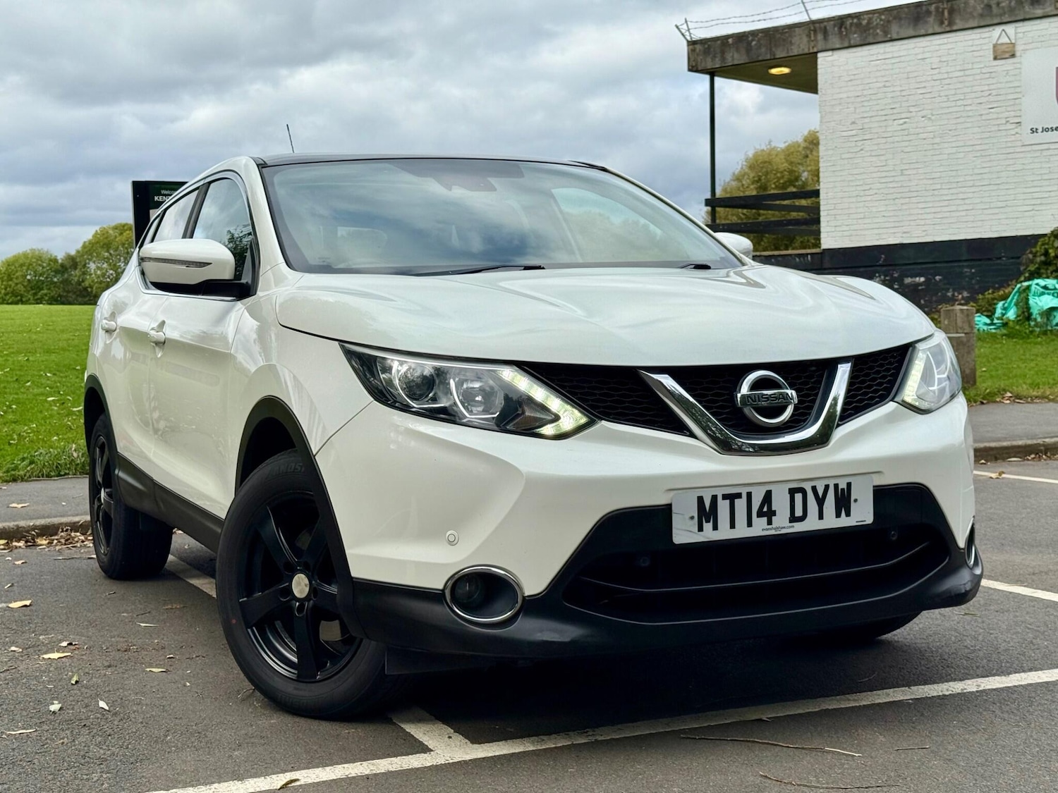 Used Nissan Qashqai 2014 for sale - 76743077: Photo 11