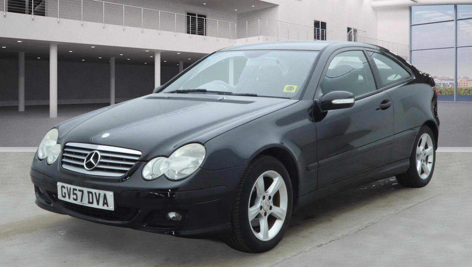 Used Mercedes-Benz C Class 2007 for sale - 78034233: Photo 2