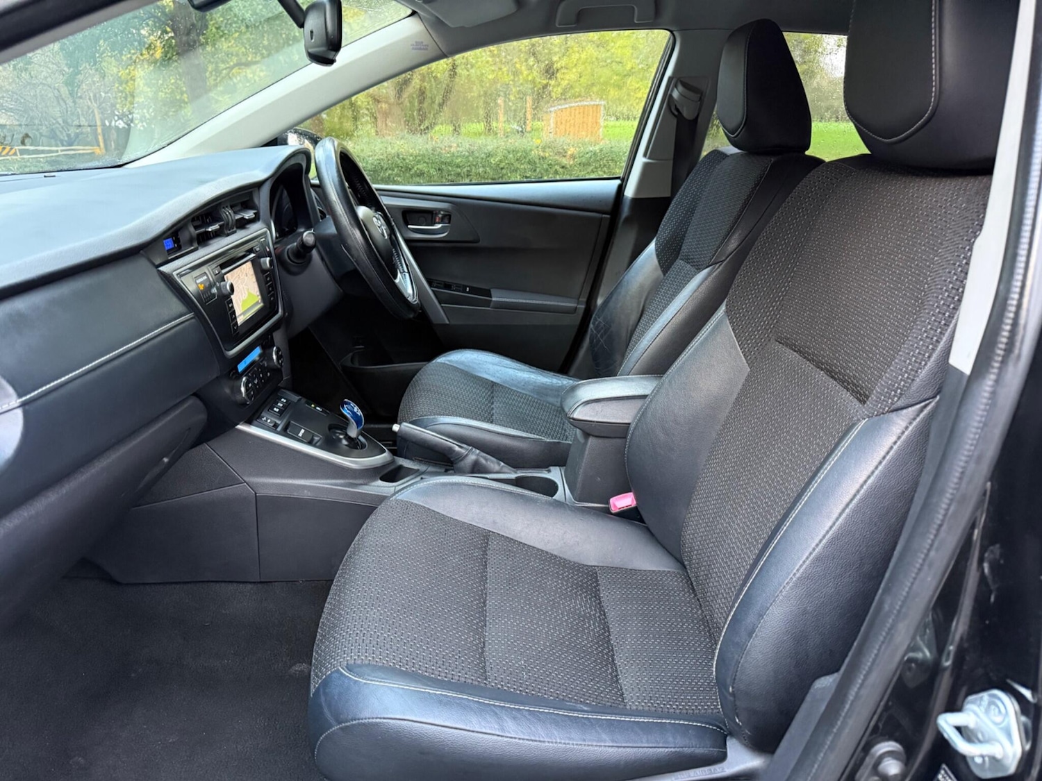 Used Toyota Auris 2015 for sale - 76743129: Photo 32