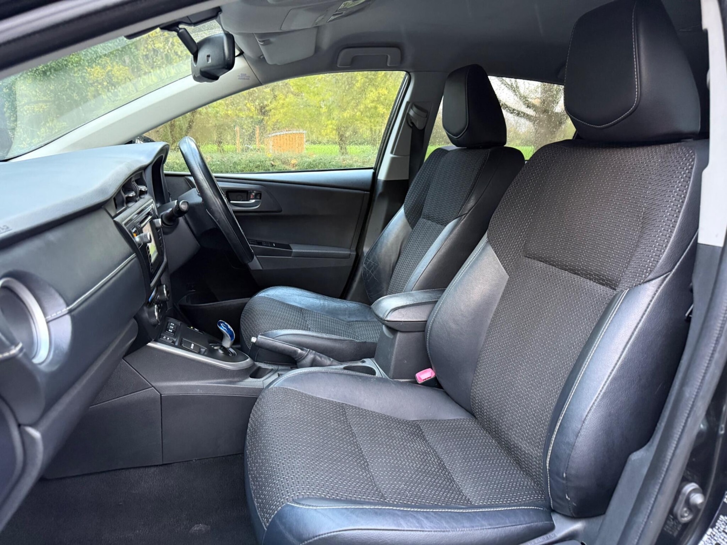 Used Toyota Auris 2015 for sale - 76743129: Photo 33