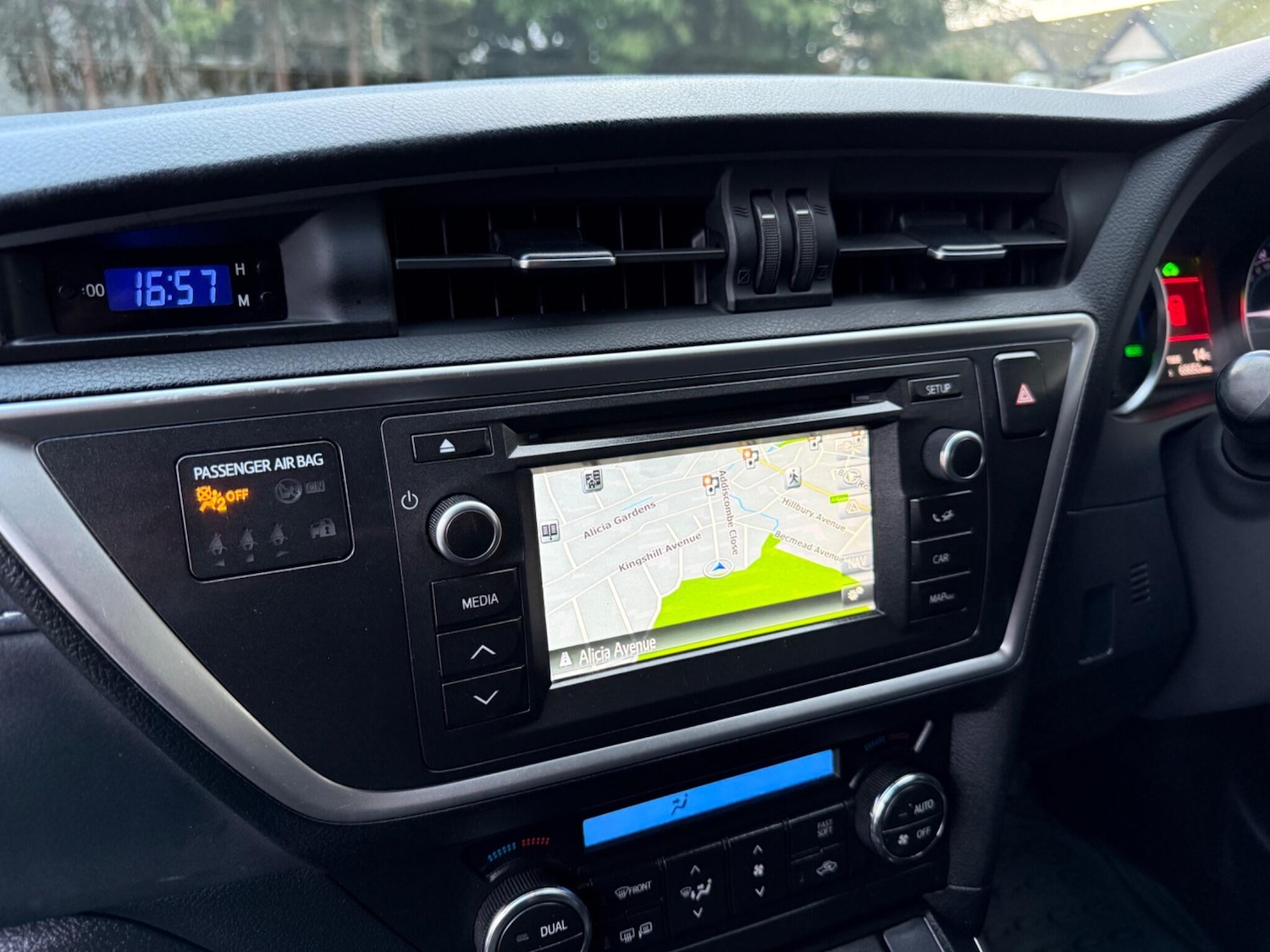 Used Toyota Auris 2015 for sale - 76743129: Photo 42