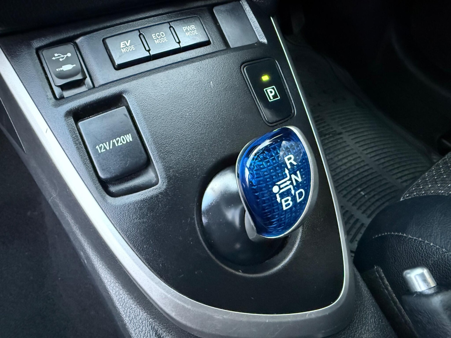 Used Toyota Auris 2015 for sale - 76743129: Photo 46