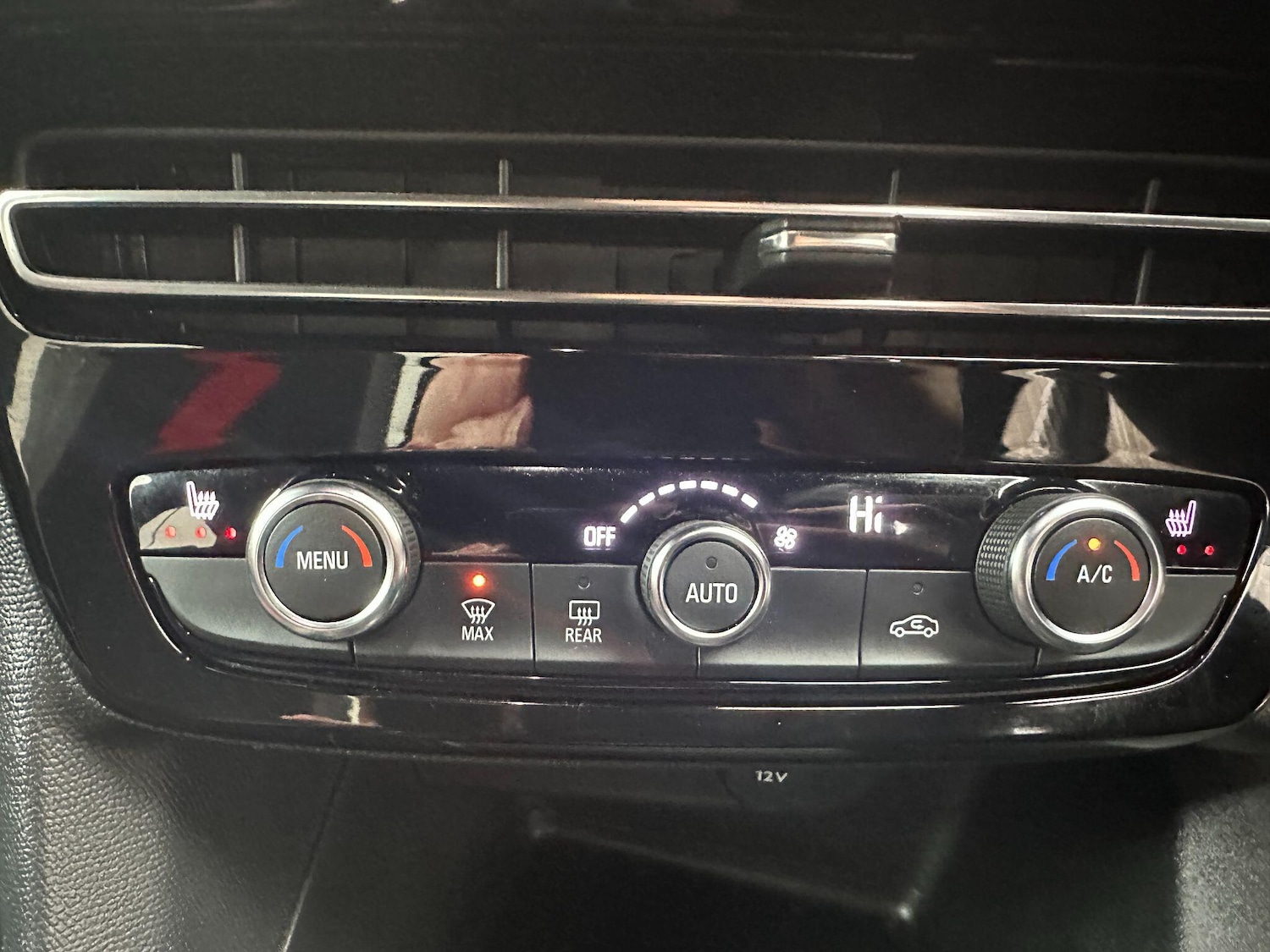 Used Vauxhall Mokka 2023 for sale - 77376009: Photo 16