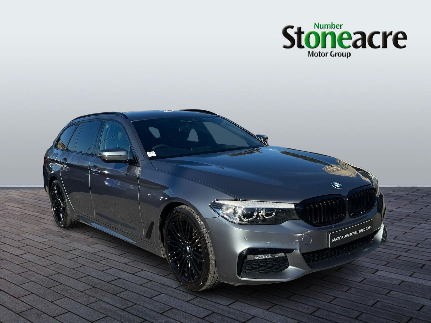 Used BMW 5 Series 2017 for sale - 76189413: Photo 1