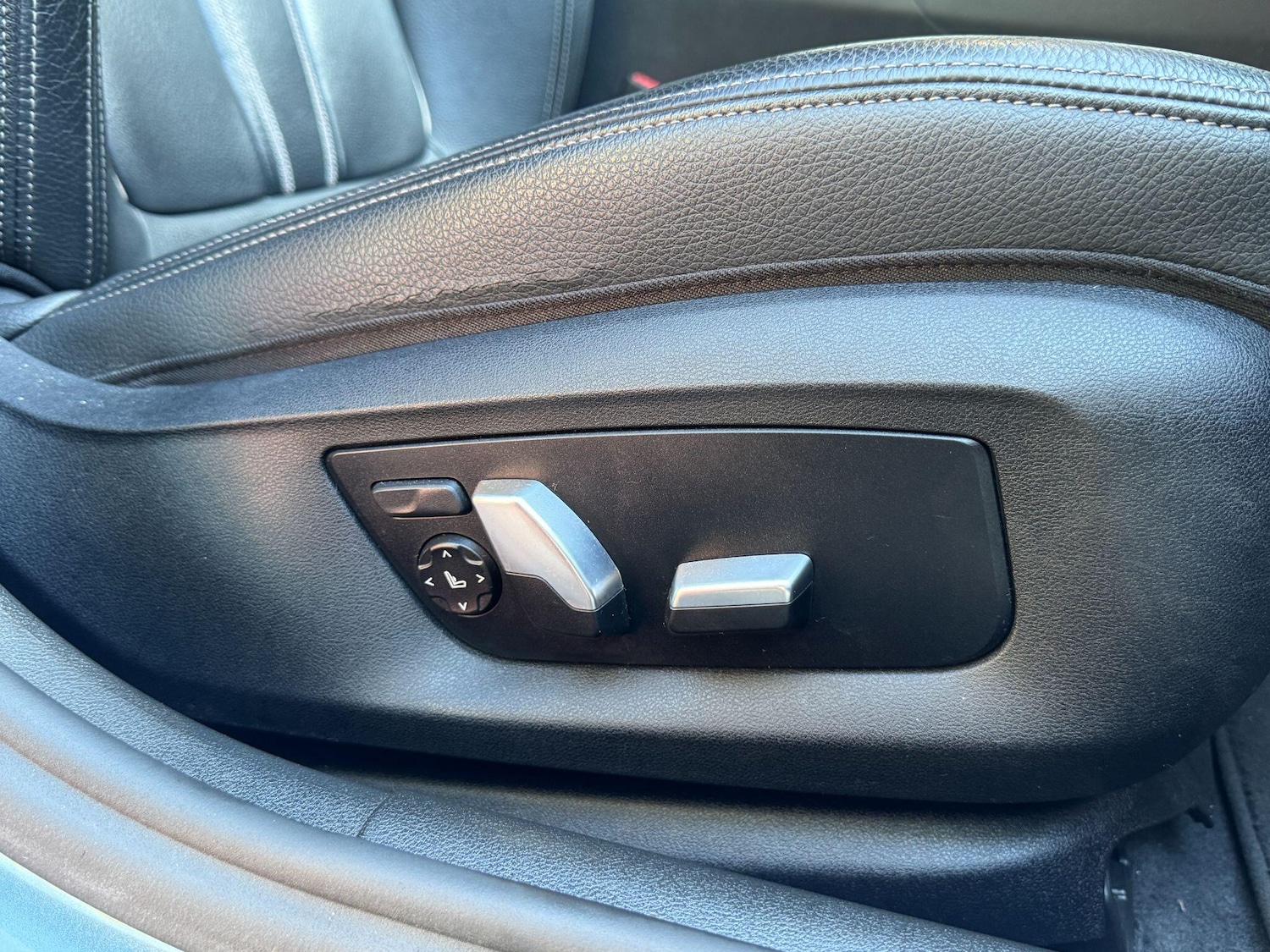 Used BMW 5 Series 2017 for sale - 76189413: Photo 11