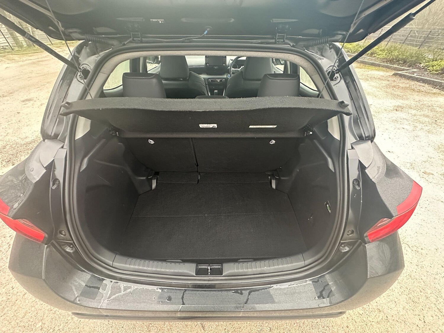 Used Mazda Mazda2 HYBRID 2023 for sale - 77575393: Photo 19