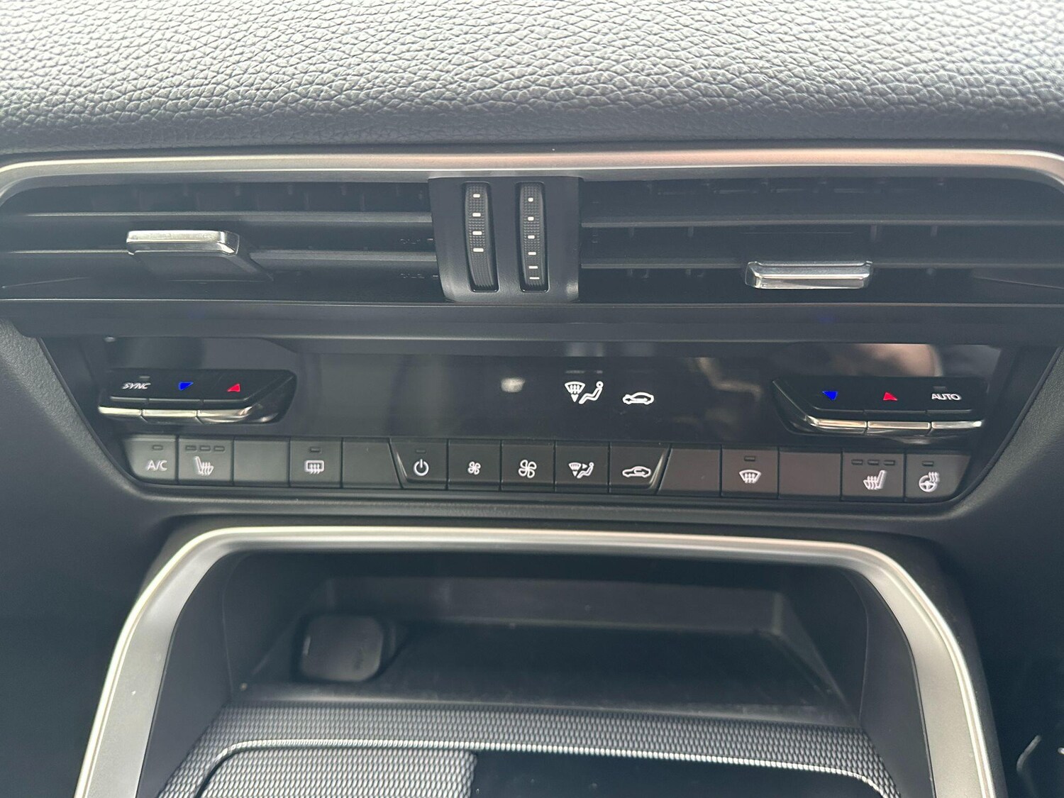 Used Mazda CX-60 2025 for sale - 77658135: Photo 17